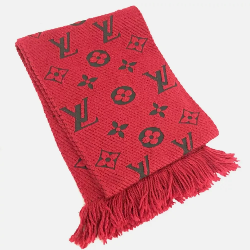 Louis Vuitton beautiful authentic